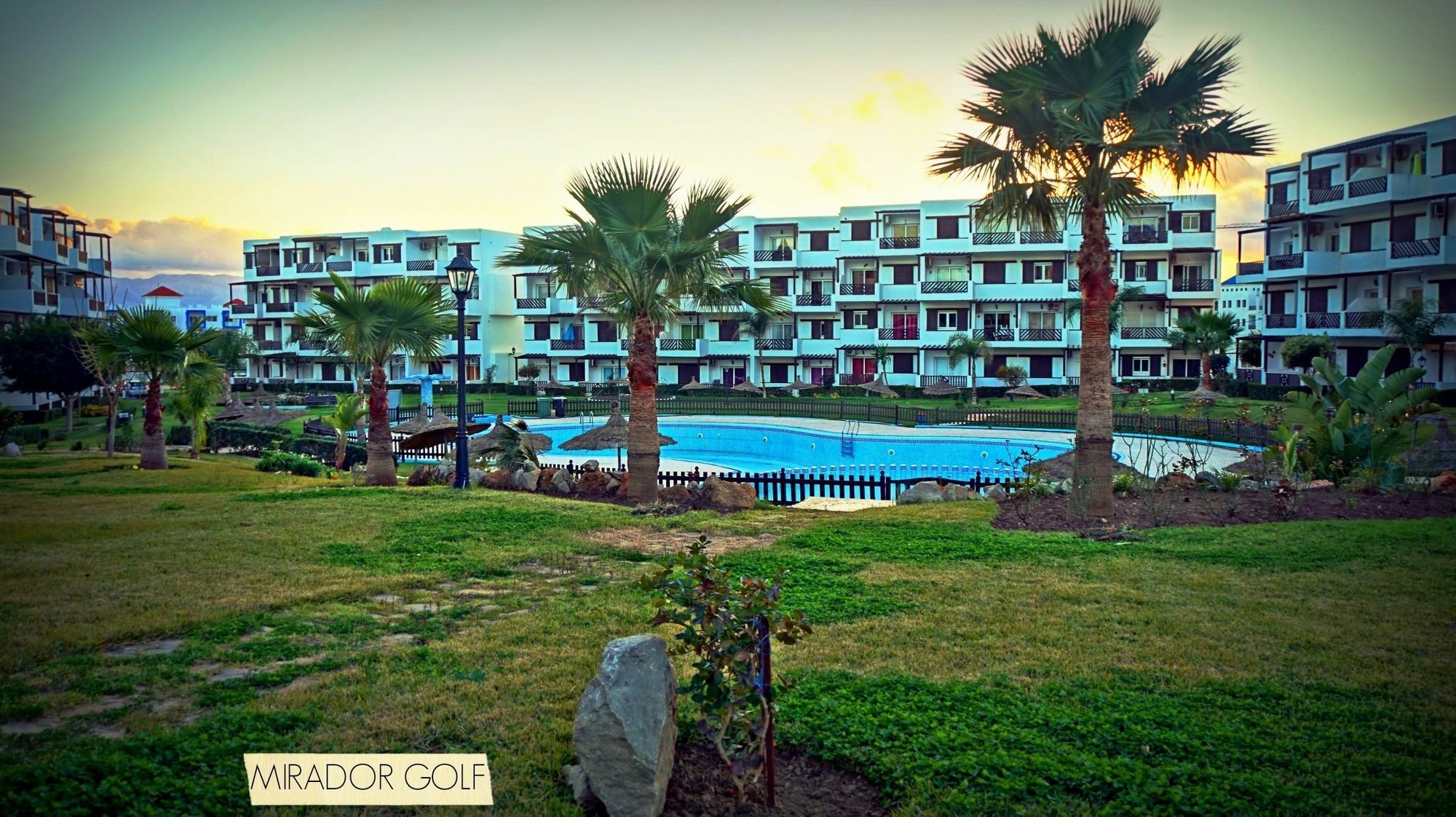 Mirador Golf Appart-Hotel Кабо Негро Екстериор снимка